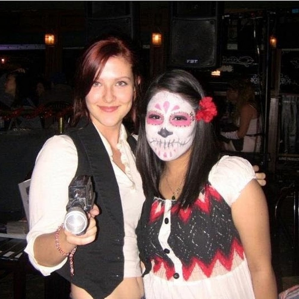 Meet your Posher, Caitlin